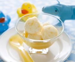 Frozen Mango Yoghurt with Mango Sauce